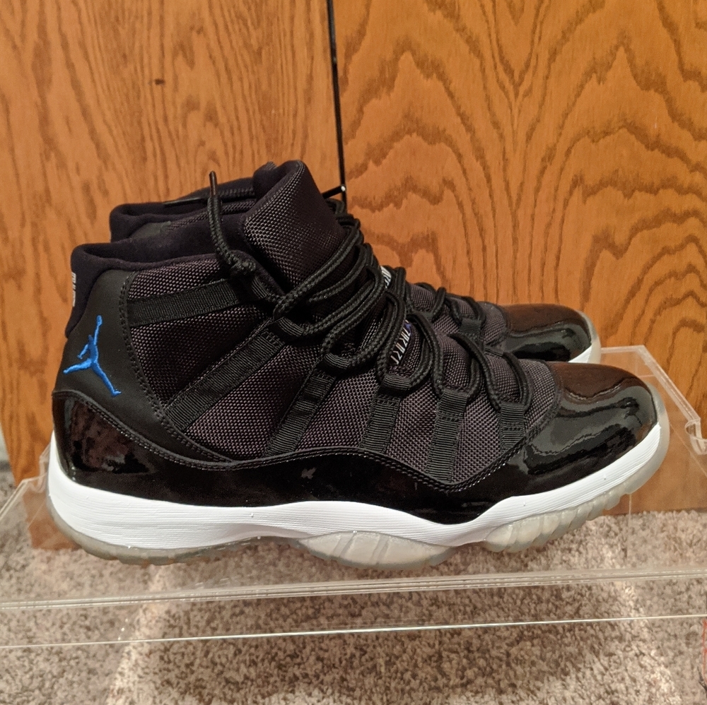 Retro Air Jordan 11 Space Jams 09'